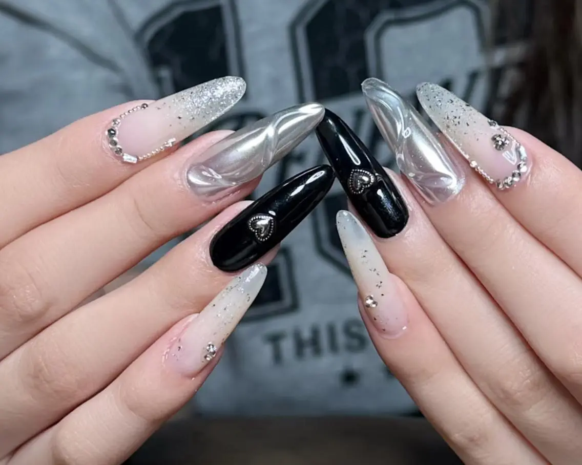 ネイル ハンドネイル ハンドケア 🍑 momo_nailのネイルデザイン