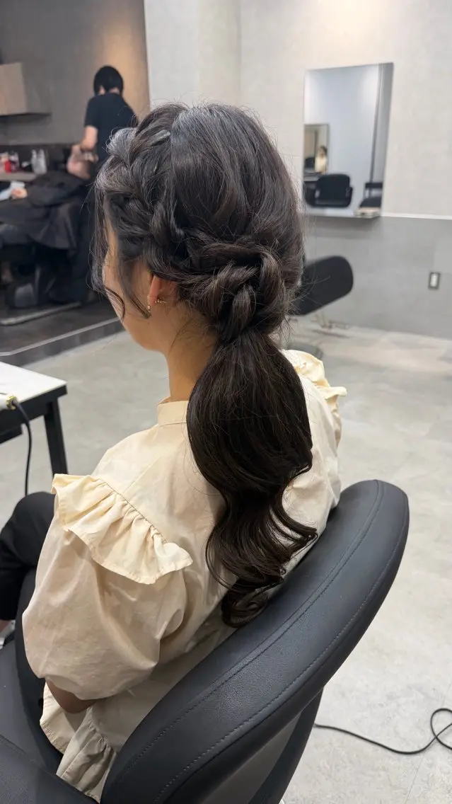 ロング ヘアアレンジ 似合わせカット ヘアセット 渡里 優菜のヘアスタイル