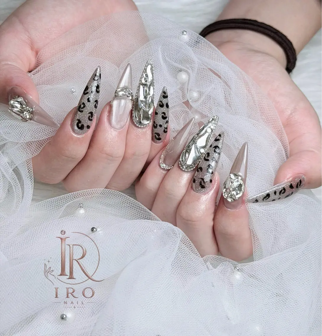 ネイル ハンドネイル iro nailのネイルデザイン