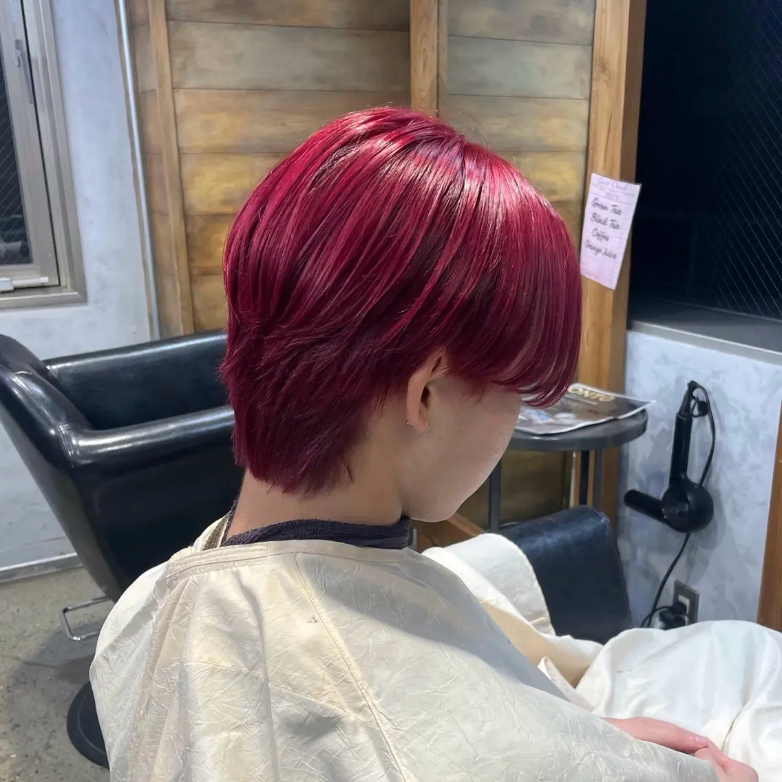 ショート カラー AIRI /XENA渋谷本店のヘアスタイル