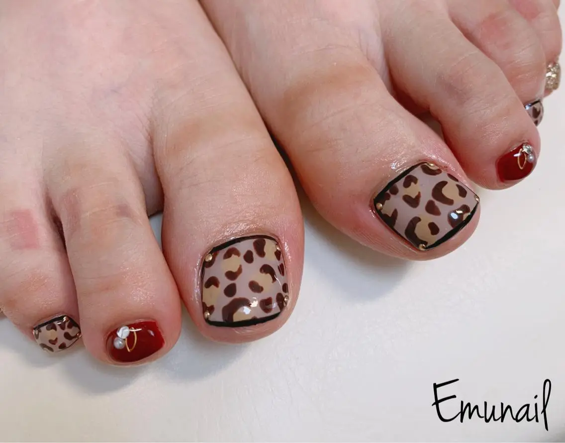 ネイル フットネイル Emu Nailのネイルデザイン