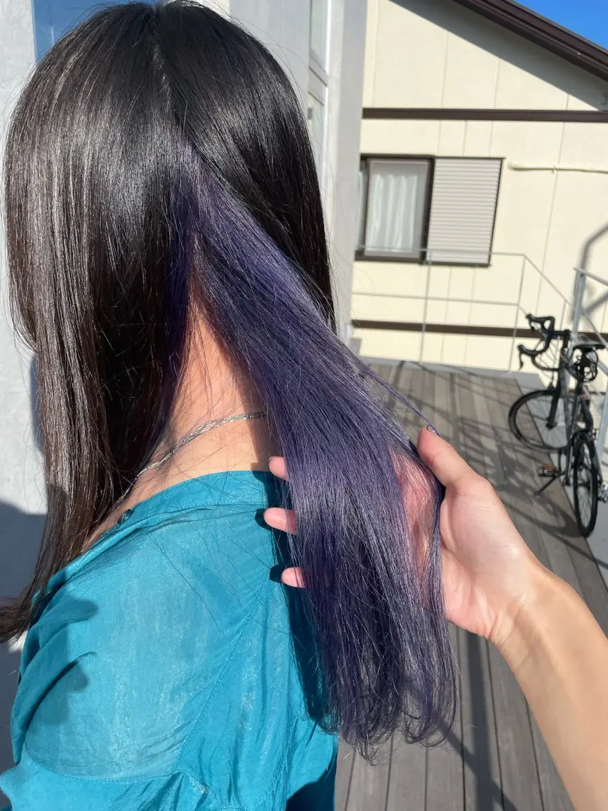 ミディアム カラー インナーカラー 推し ブリーチ  髪質改善のヘアスタイル