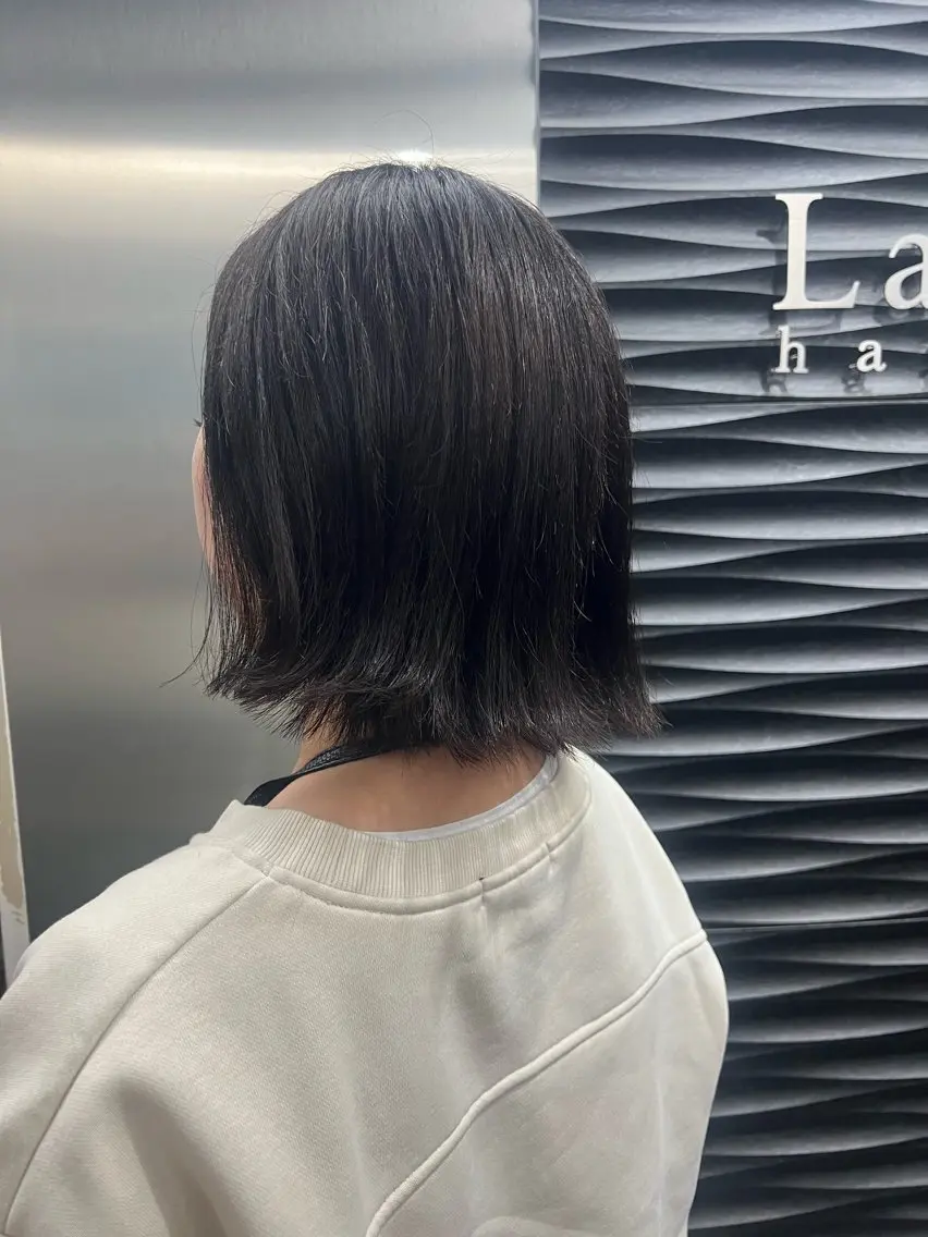 ミディアム 脇山 真生のヘアスタイル