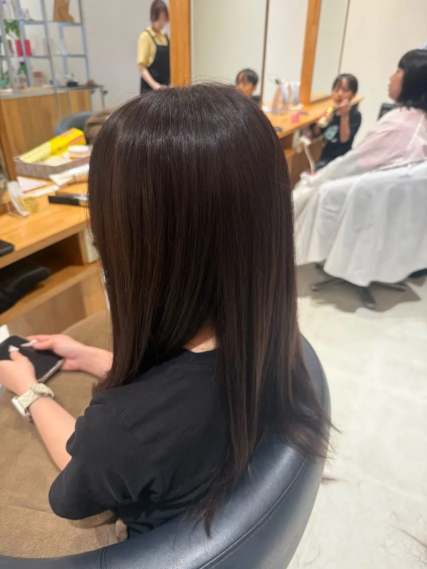 ロング パープルカラー カット ヘアカラー 花田 梨佳のヘアスタイル