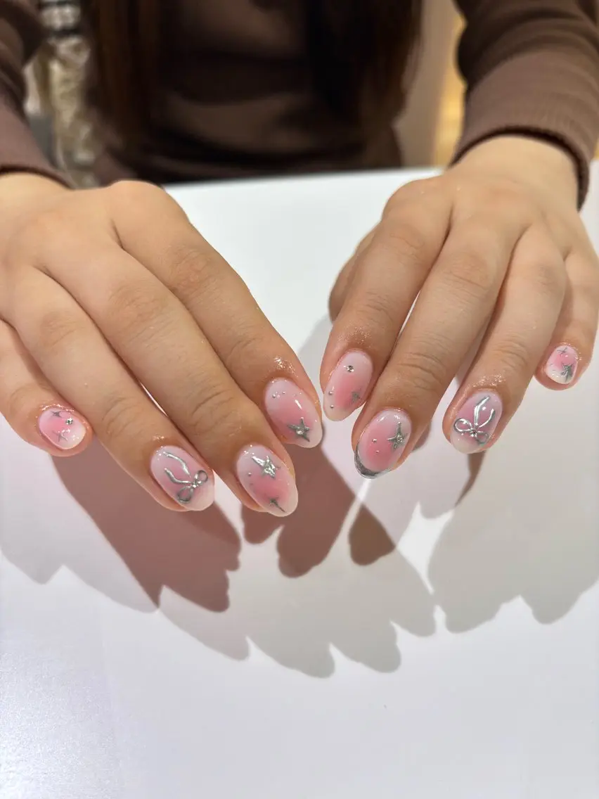 ネイル ハンドネイル 🤍 YUI 🤍のネイルデザイン