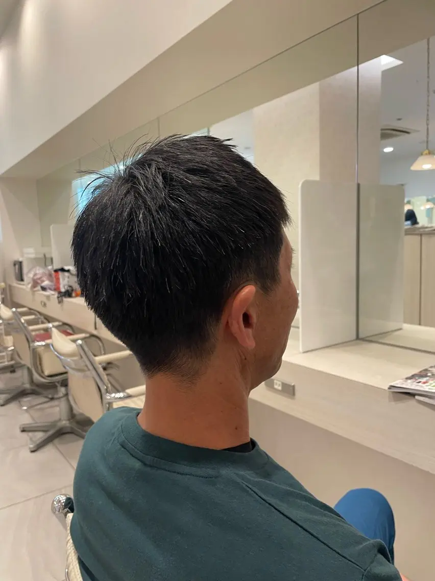 メンズ カット 平 真亜里のヘアスタイル