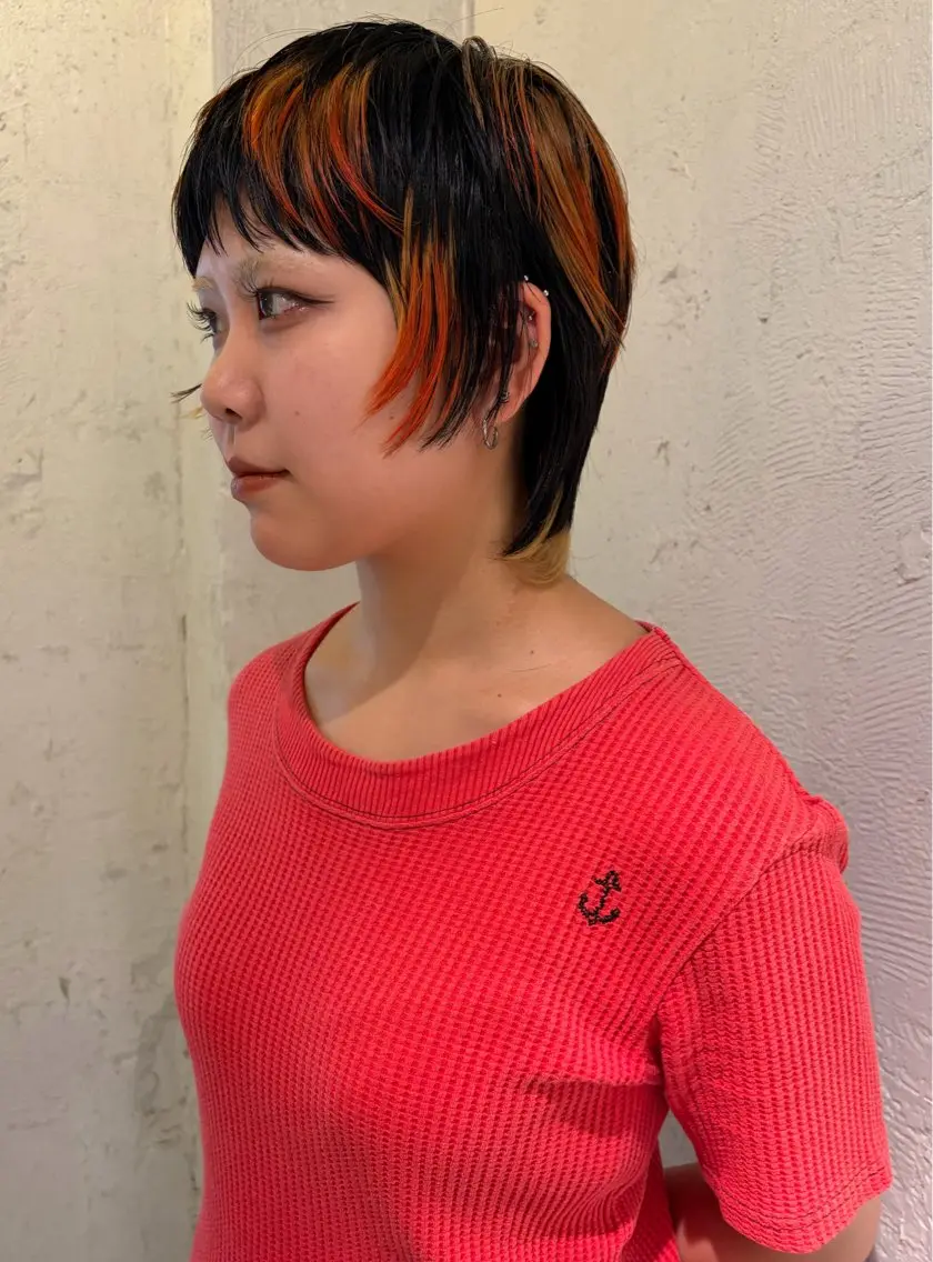 ショート カラー ショートレイヤー ハイライトカラー オレンジ ハイライト レイヤーカット カット ヘアカラー トリートメント 村上雅人 ナチュラルモードのヘアスタイル