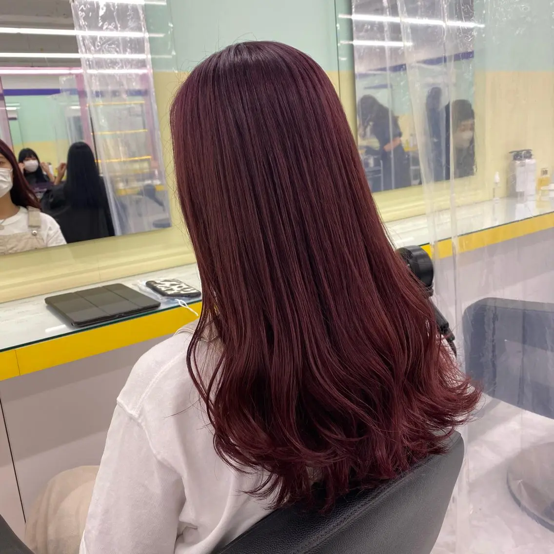 セミロング カラー ヘアアレンジ ヘアカラー トリートメント mai🍑暖色カラー /レイヤー💖のヘアスタイル