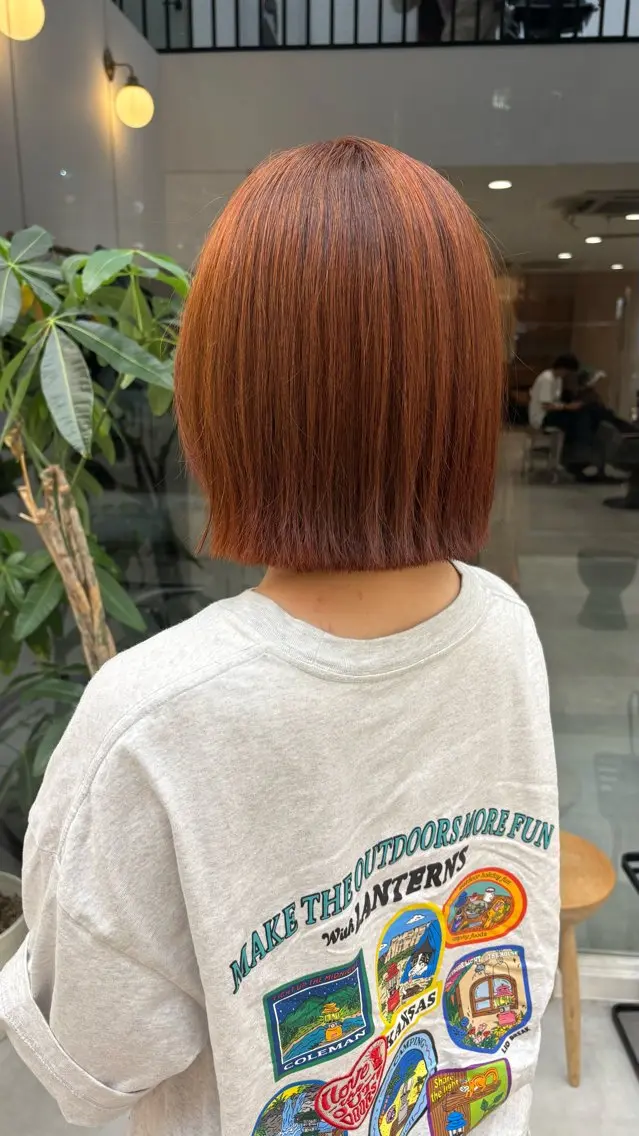 ミディアム カラー ヘアカラー 伊藤 ゆいなのヘアスタイル