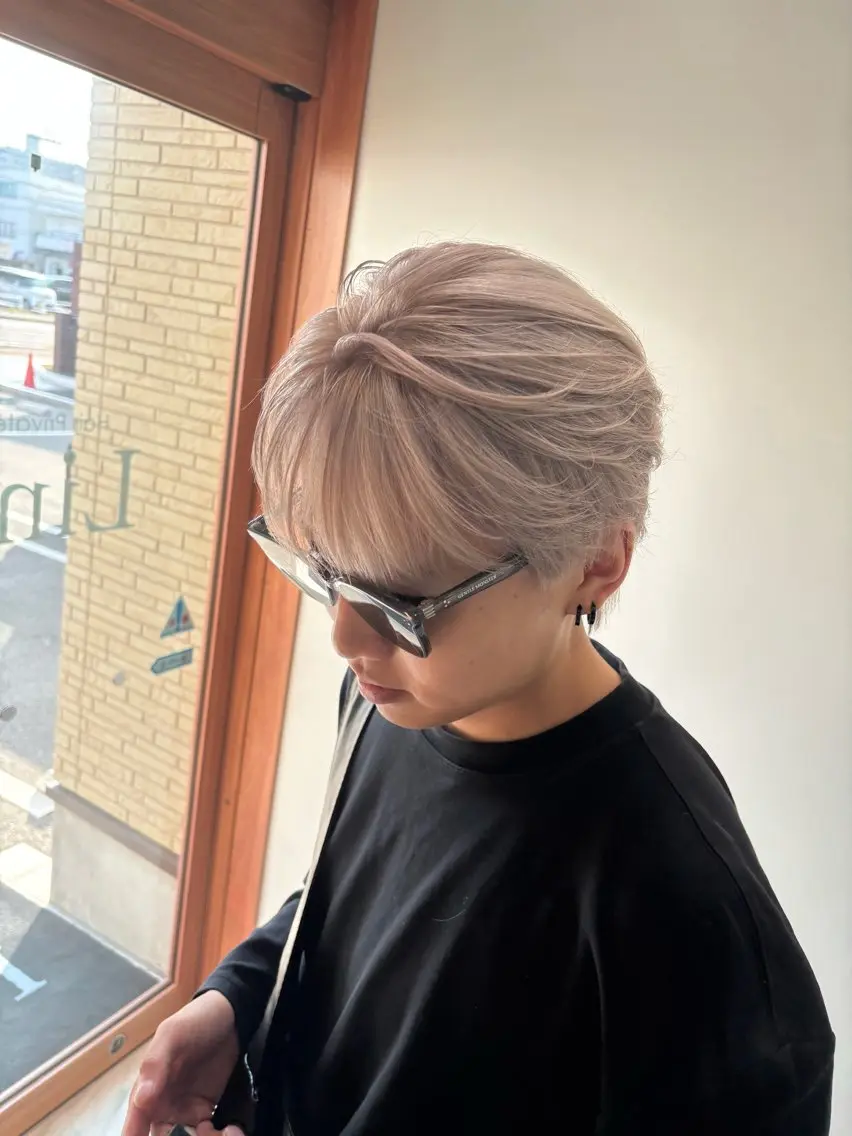 メンズ H RIKAのヘアスタイル