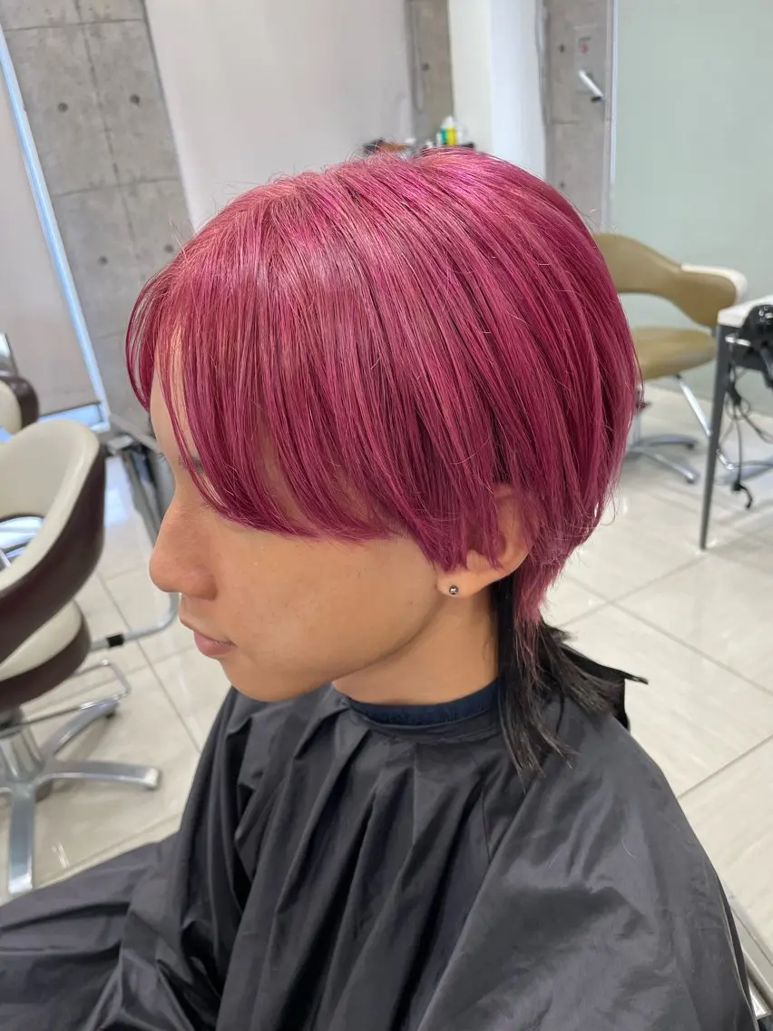 カラー メンズ 色川 優斗《髪質改善》のヘアスタイル