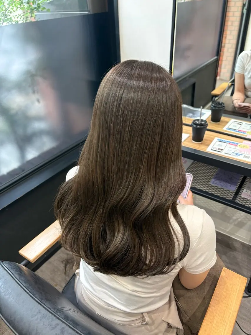 ロング ヘアカラー cocotteひな /カラーモデル🌼のヘアスタイル