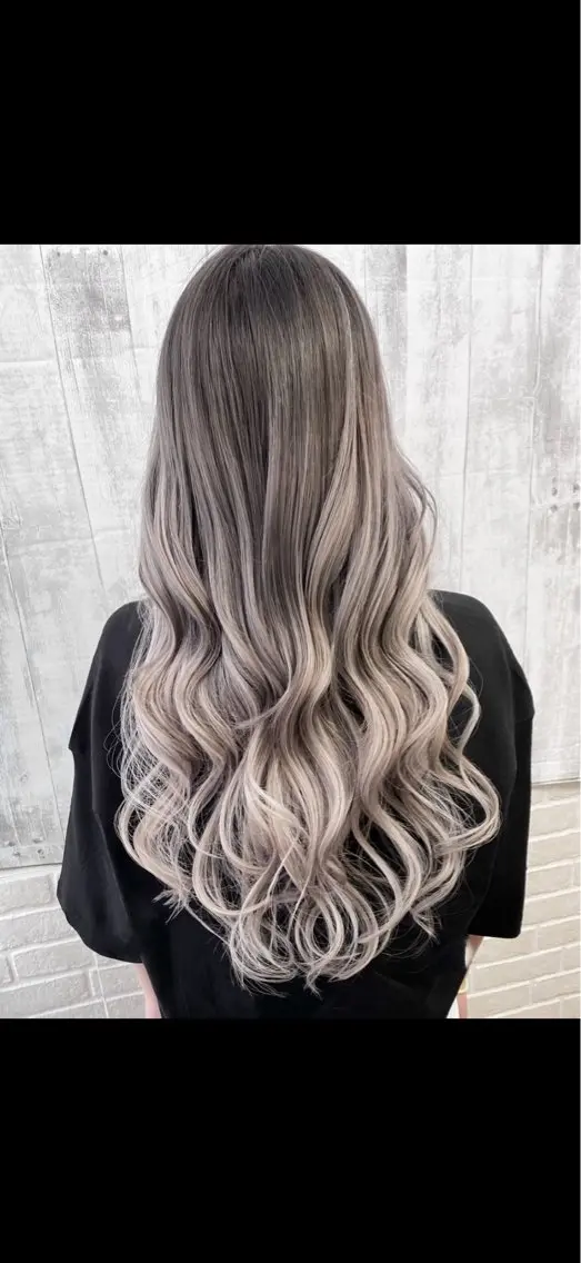 ロング 渡邊 礼侍のヘアスタイル