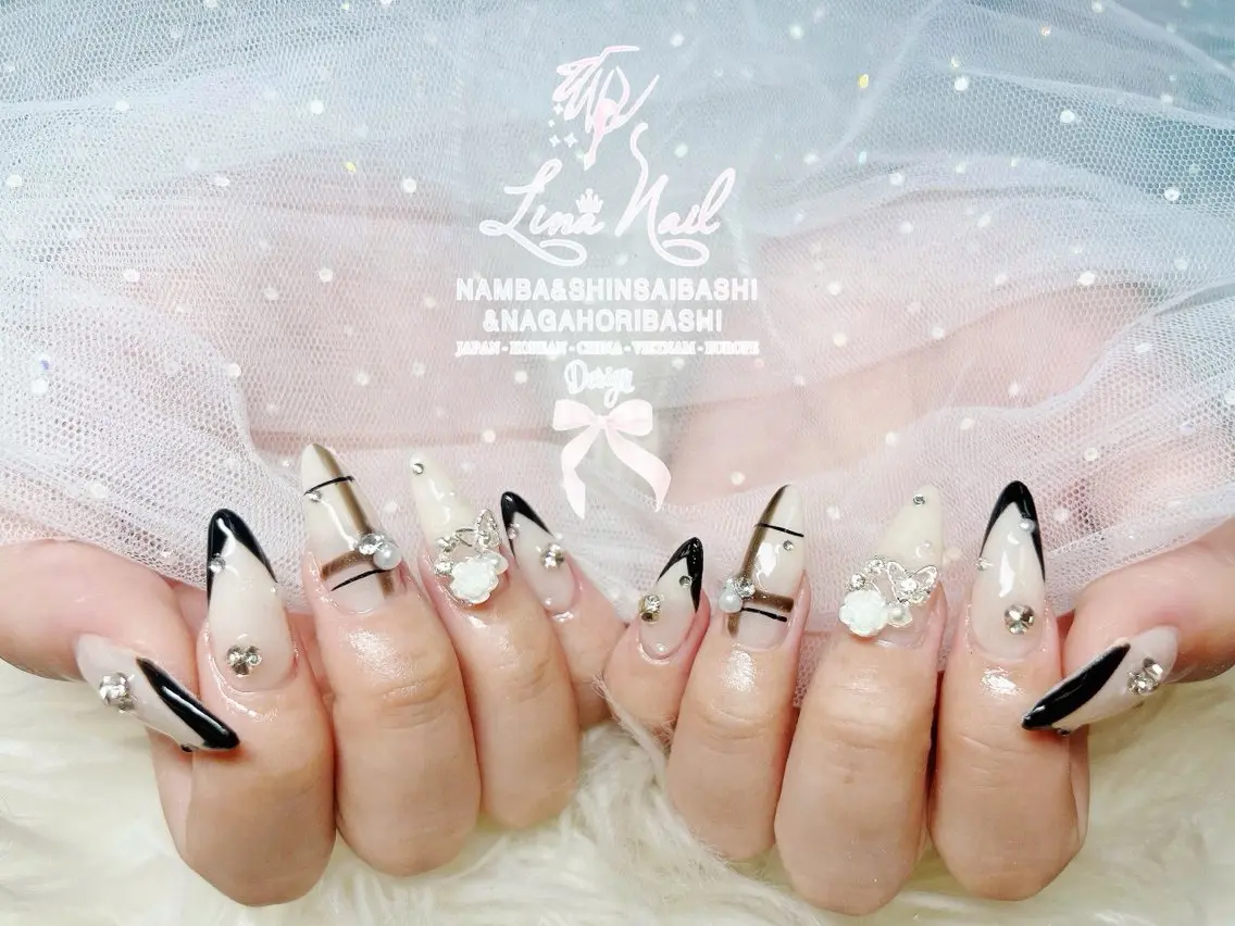 ミディアム ハンドネイル Linanail Nambaのネイルデザイン
