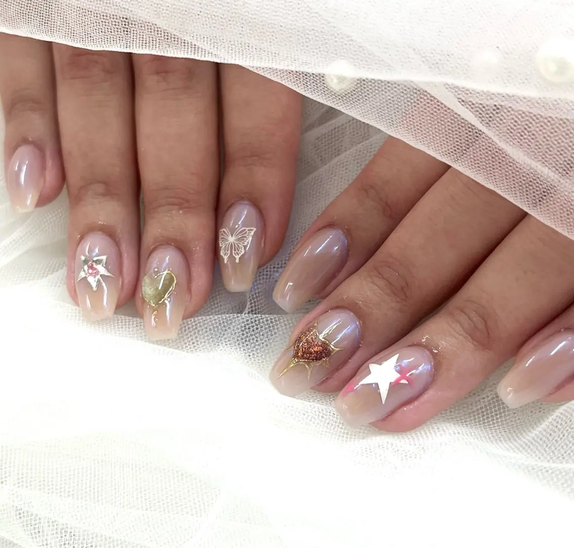 ネイル アートネイル ミラーネイル ハンドネイル ToliyDeliy Mayuのネイルデザイン