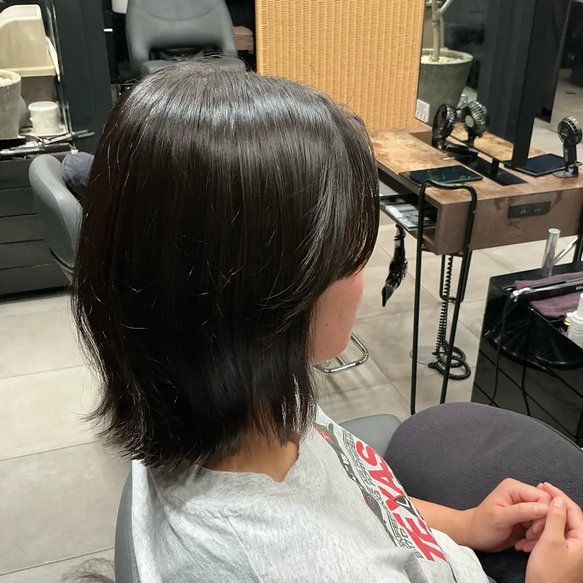 ミディアム ボブ 外ハネヘア 🫧透明感カラー 艶髪MAYA🎀のヘアスタイル