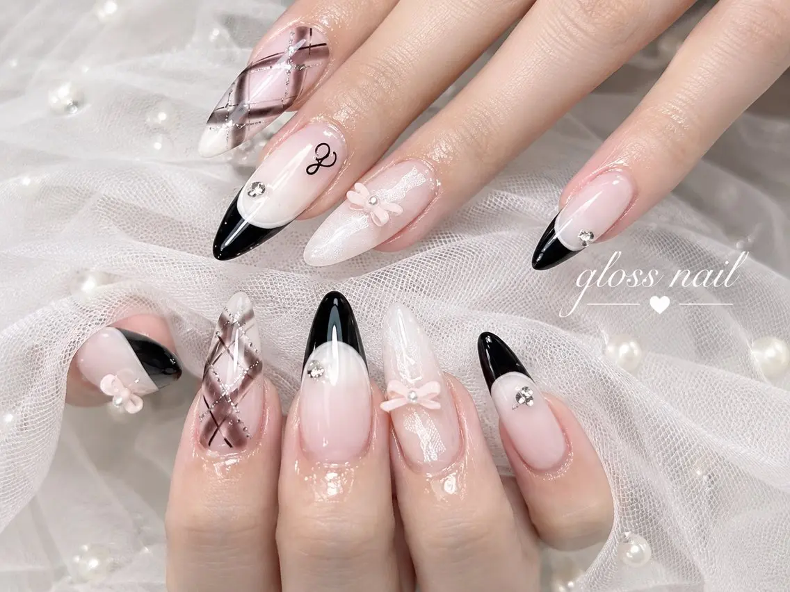 ネイル チークネイル 成人式 長さ出し フットネイル フレンチネイル ハンドネイル ハンドケア Meri💅 ジェル&長さだし専門のネイルデザイン