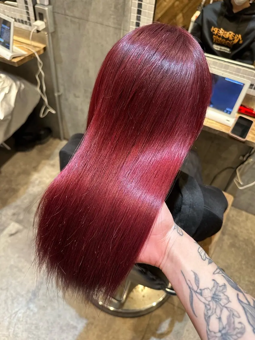 ロング カラー ヘアアレンジ ベージュカラー 透明感カラー ピンクカラー カット ヘアカラー トリートメント 【ブリーチはお任せ】 ハイトーン✨yuraのヘアスタイル