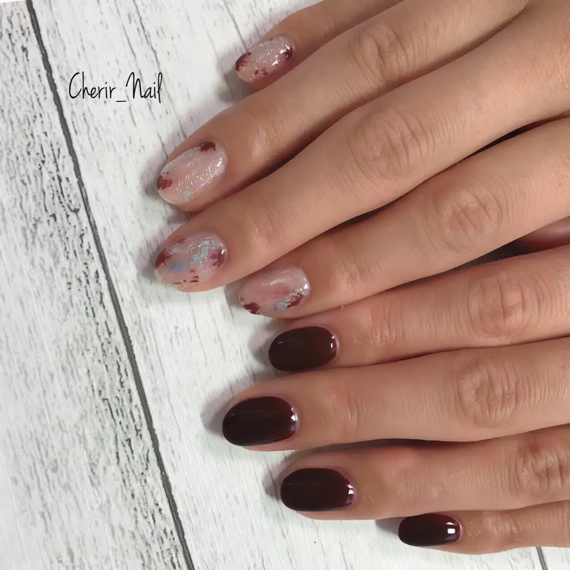 ネイル アートネイル ボルドー ブラウン クリアネイル ニュアンスネイル Cherirnail kaoriのネイルデザイン