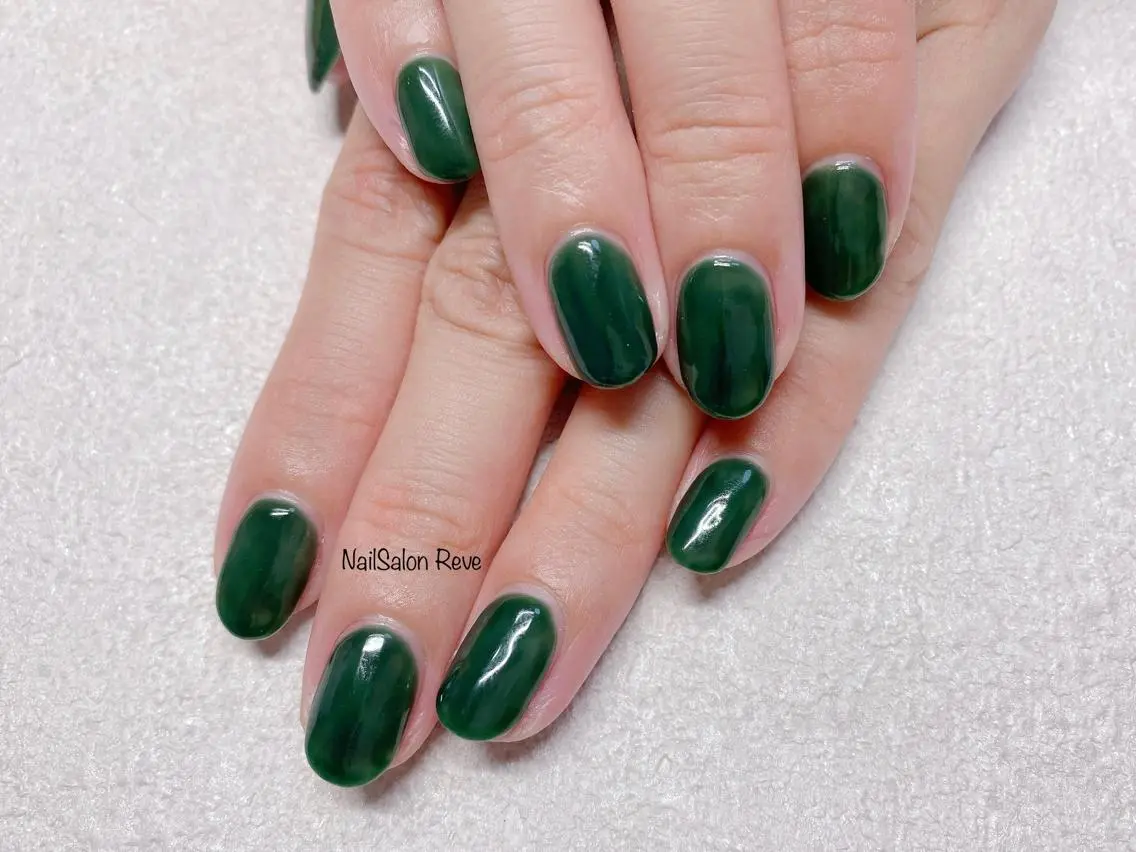 ショート ネイル グリーン フットネイル NailSalon Reveのネイルデザイン