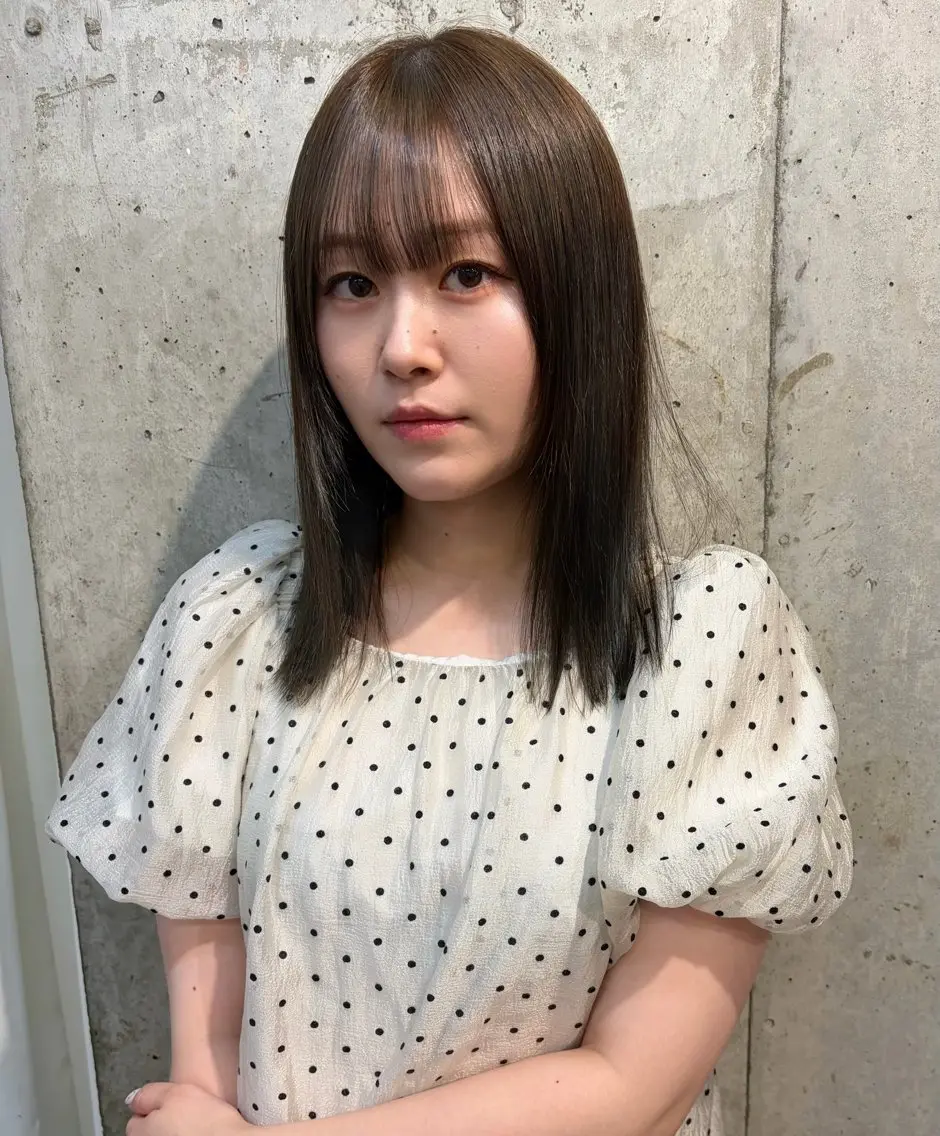 セミロング カラー ベージュカラー オリーブベージュ ヘアカラー トリートメント [lani ] konatsuのヘアスタイル