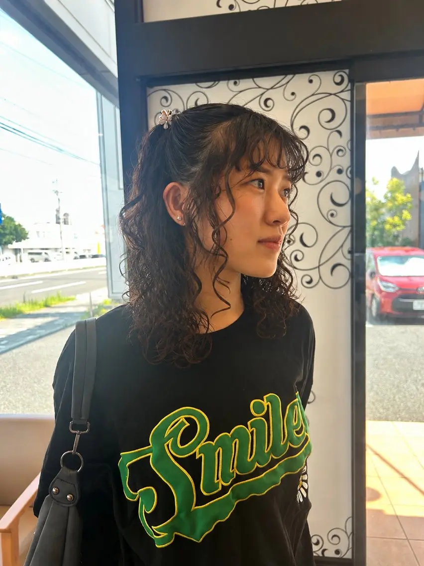 セミロング セミロングパーマ ヘアセット 阿部 愛美のヘアスタイル