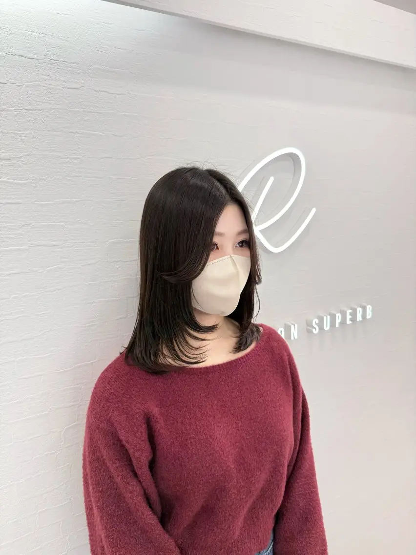 ミディアム レイヤーカット R/🎀 ヘアセット・艶カラーのヘアスタイル