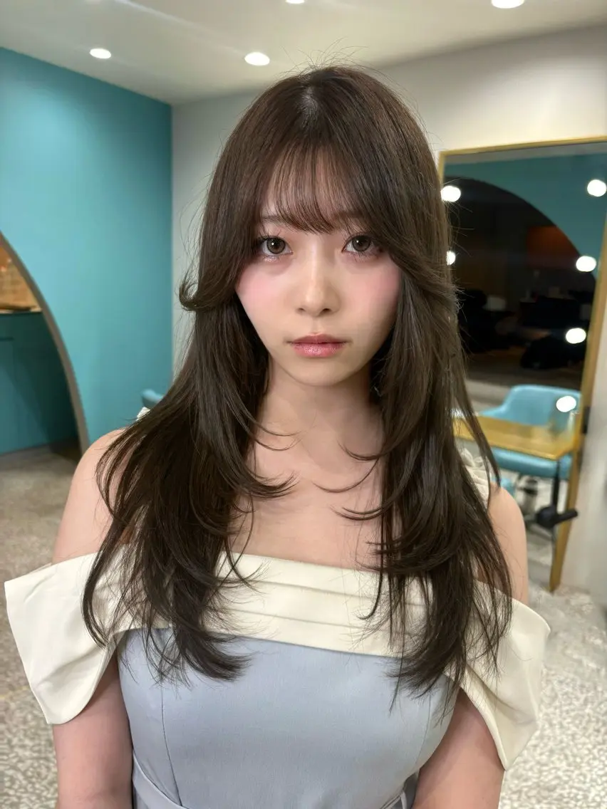 セミロング くびれヘア 韓国風ヘア レイヤーカット 上谷 圭輝のヘアスタイル