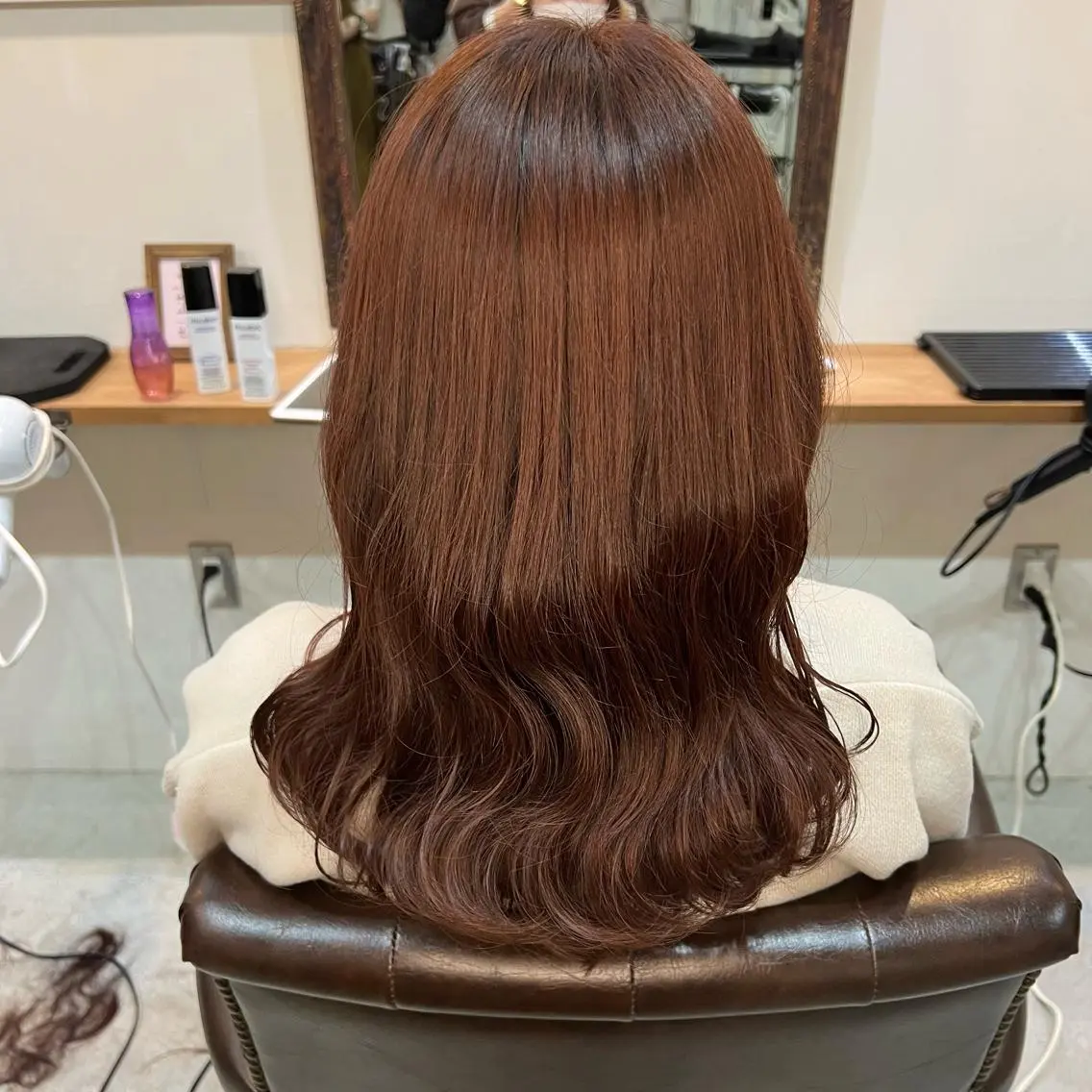 ミディアム 切りっぱなしボブ 👩🏼ミニボブのヘアスタイル