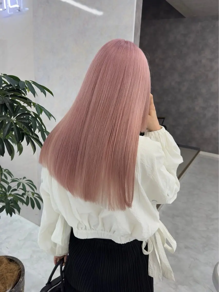 ロング カラー ヘアカラー トリートメント 🧸淡め透明感🧸 ミルクティー/yuのヘアスタイル