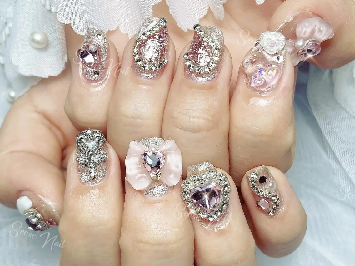 ネイル ハンドネイル ナユキNA.YUKI 新宿店のネイルデザイン