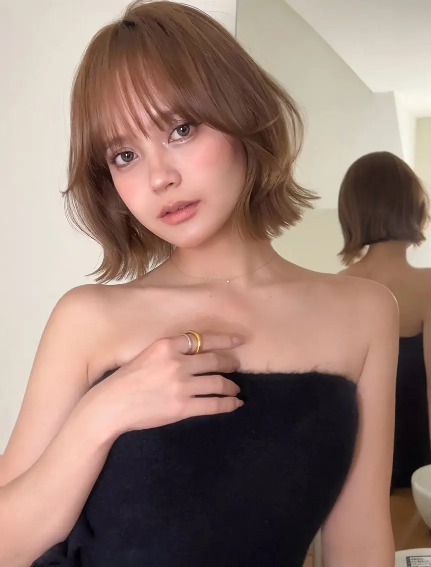 ショート カラー ベージュカラー ブラウンカラー ブラウンベージュ 小顔ボブ jilblanカホのヘアスタイル