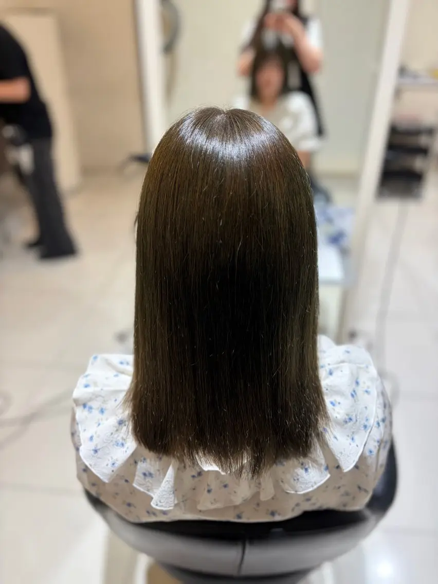 カラー 透明感カラー グレージュ オリーブグレージュ オリーブグレー 末武 萌/モデル募集中🎀のヘアスタイル