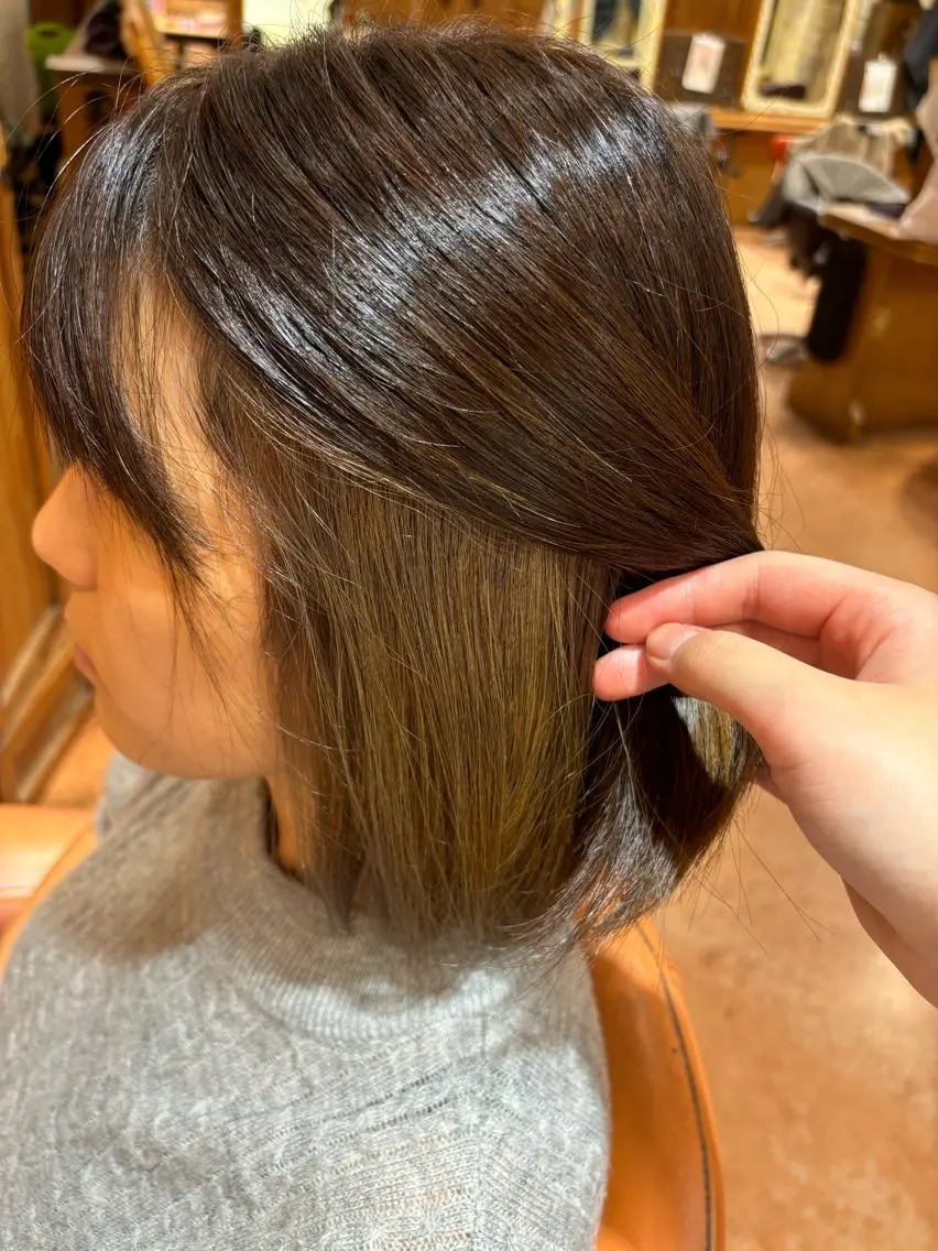 カラー 在原 和佳のヘアスタイル