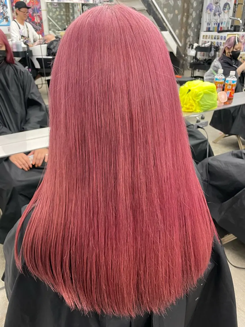 セミロング カラー ブリーチ ケアブリーチ ラベンダーカラー ラベンダーピンク ピンクカラー ヘアカラー トリートメント インナーカラー 推し ブリーチ 髪質改善のヘアスタイル
