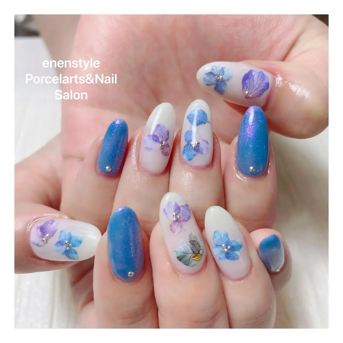 ミディアム ネイル ハンドネイル 🐾enen style 🐾のネイルデザイン