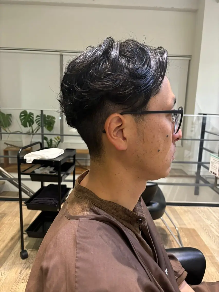 パーマ メンズ 牟田 いろはのヘアスタイル