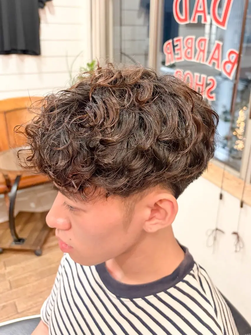 ショート パーマ メンズ メンズパーマ スペインカール カット パーマ 三宮メンズカット ヨシイッキのヘアスタイル