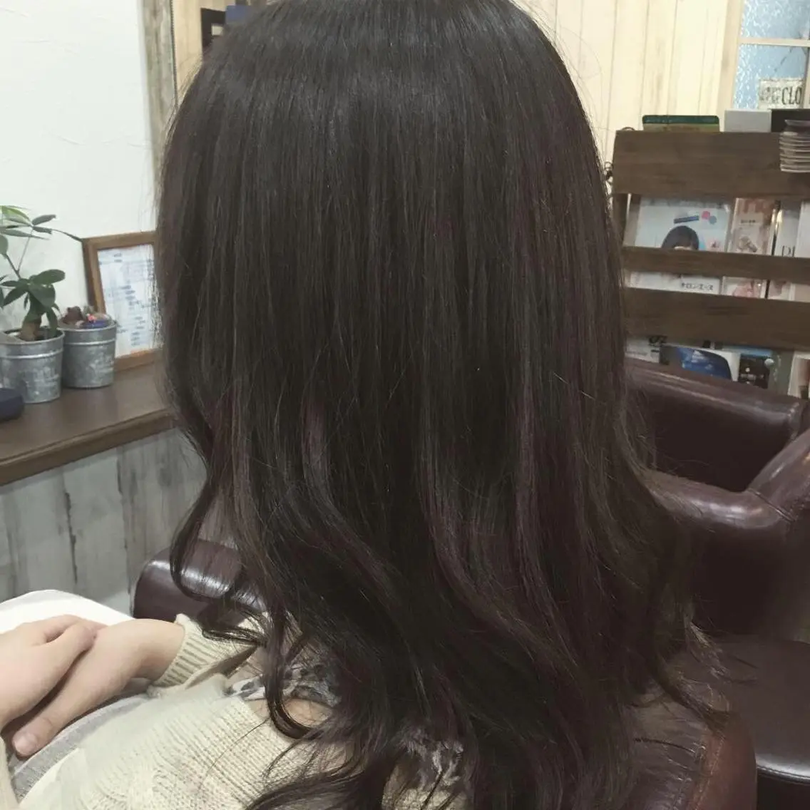 セミロング カラー パーマ 金崎 新吾のヘアスタイル