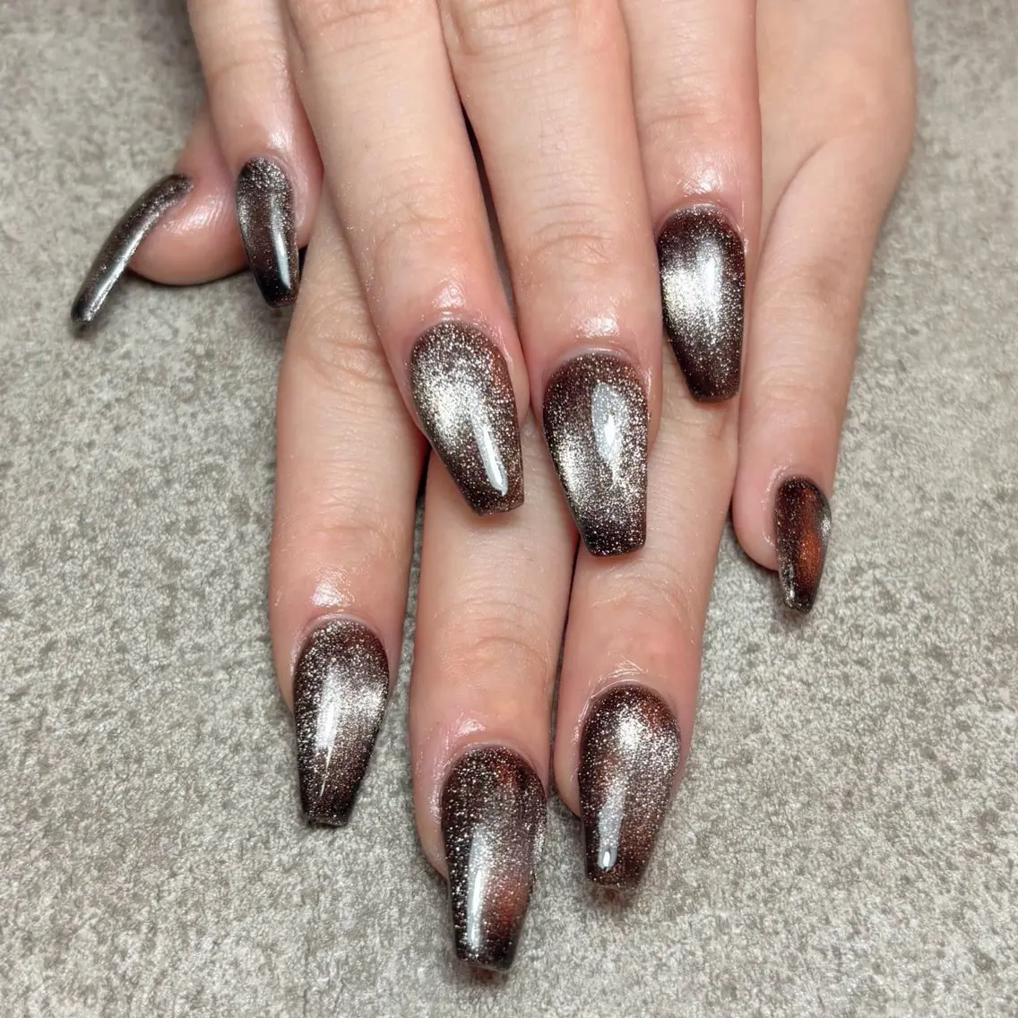 ネイル ハンドネイル nailroom DIASOMNIAのネイルデザイン