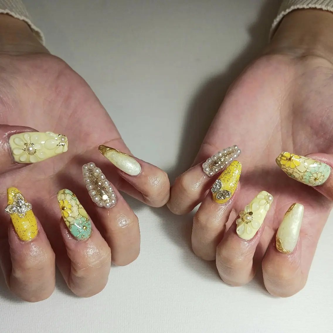 ネイル フラワーネイル ジェルネイル 卒業式 持ち込み ぷっくりネイル ハンドネイル owlnail /持込みデザイン専門のネイルデザイン