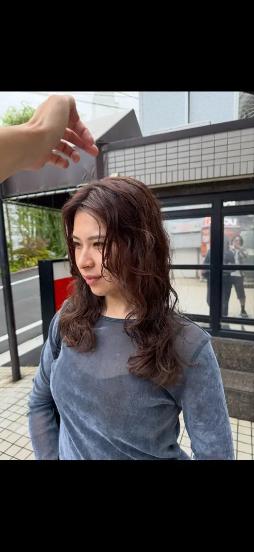 セミロング カット 賀川 サトシのヘアスタイル