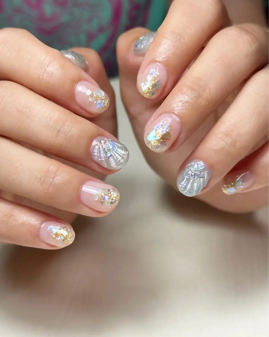 ネイル ハンドネイル Tiny Glowのネイルデザイン