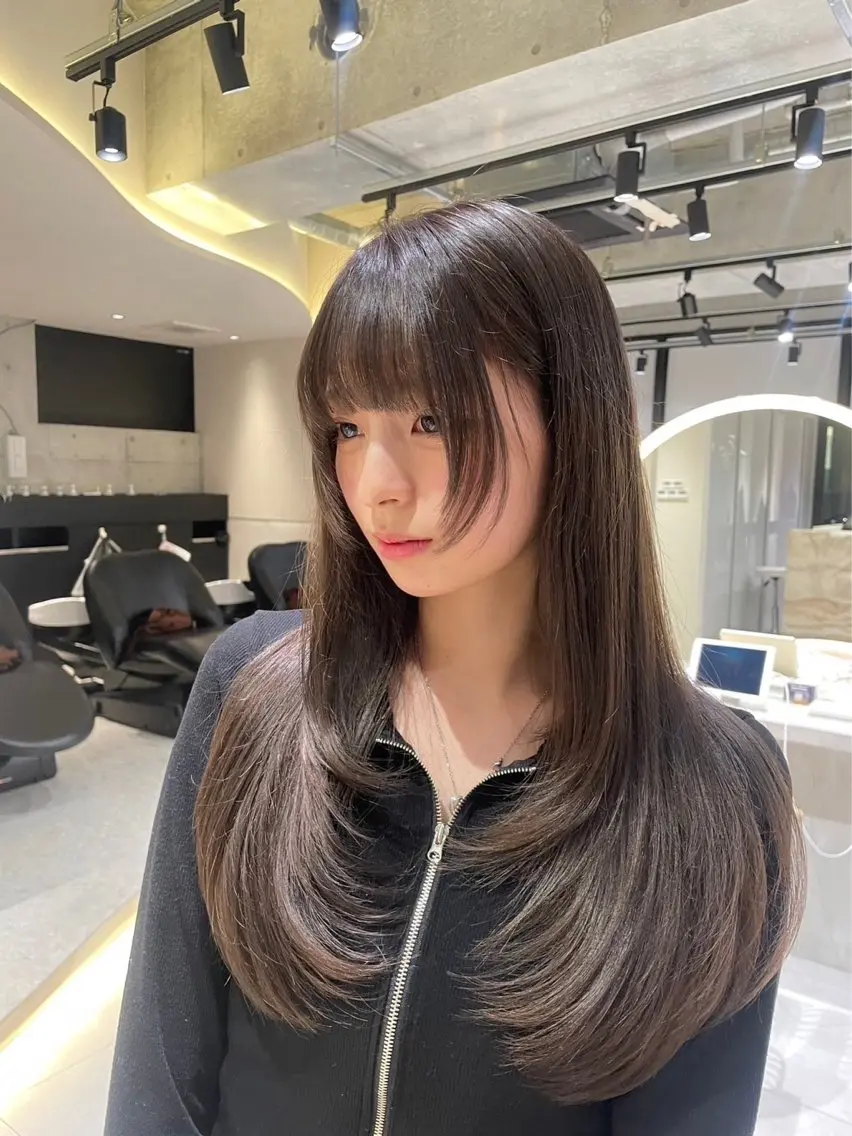 ロング カラー カット ヘアカラー トリートメント レイヤー/縮毛矯正 マスター✨️タケルのヘアスタイル