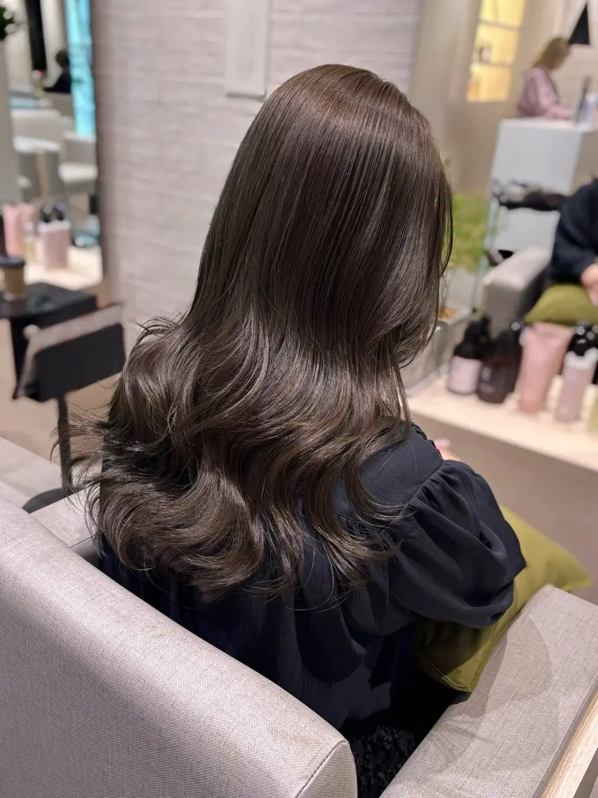 セミロング カラー 透明感カラー グレージュ オリーブグレージュ オリーブグレー 韓国風ヘア カット ヘアカラー トリートメント 銀座/韓国レイヤー/ 艶カラー🍓原田侑依のヘアスタイル