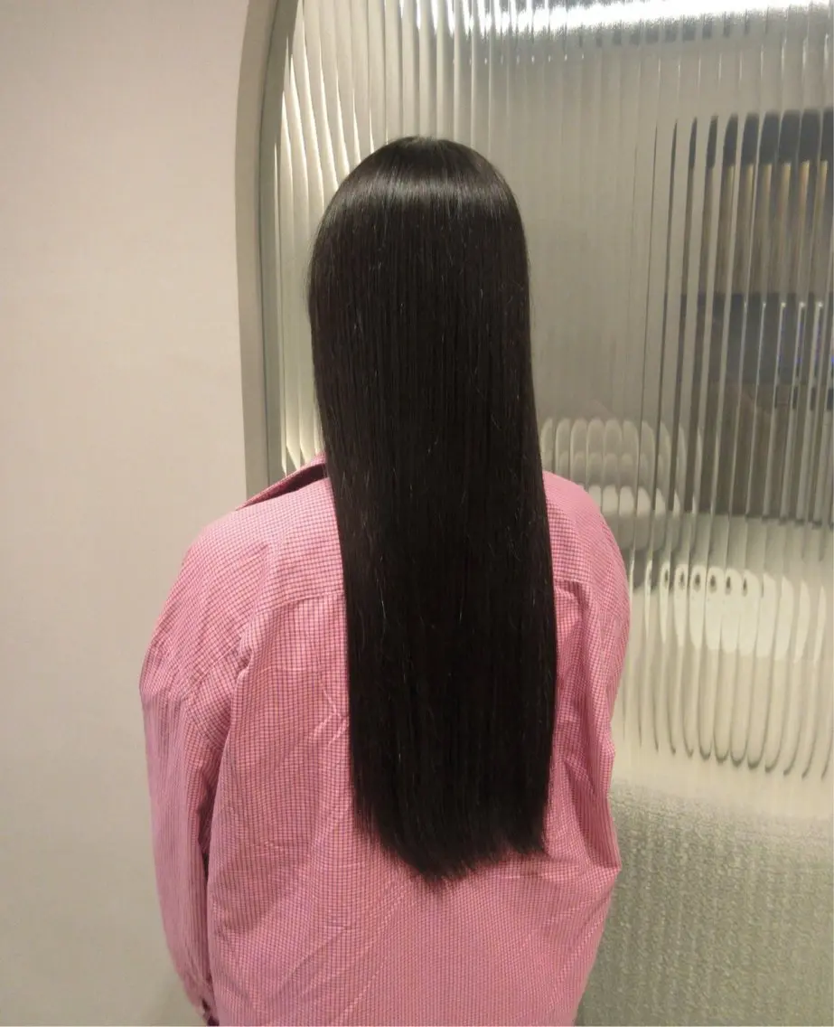 ロング 縮毛矯正 千秋 カレンのヘアスタイル