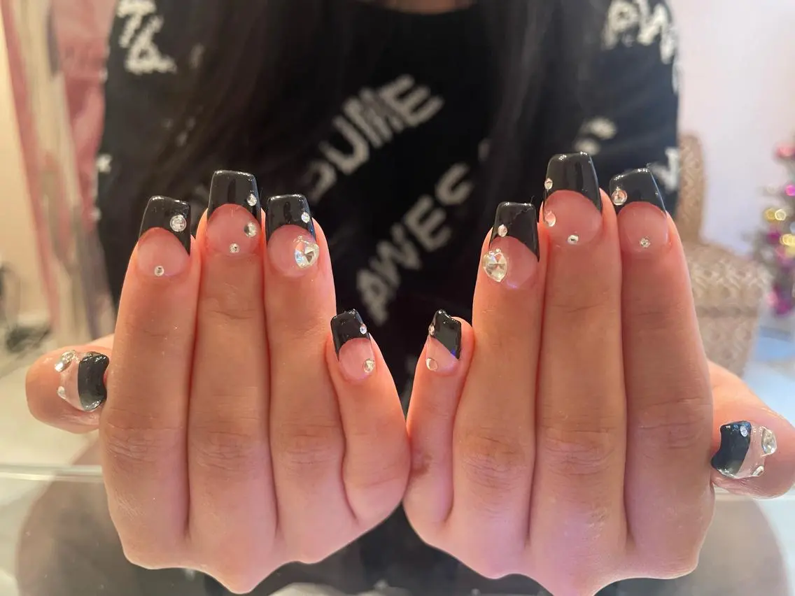 ネイル ♡ビジュール♡ NAIL &まつ毛のマツエク・マツパデザイン