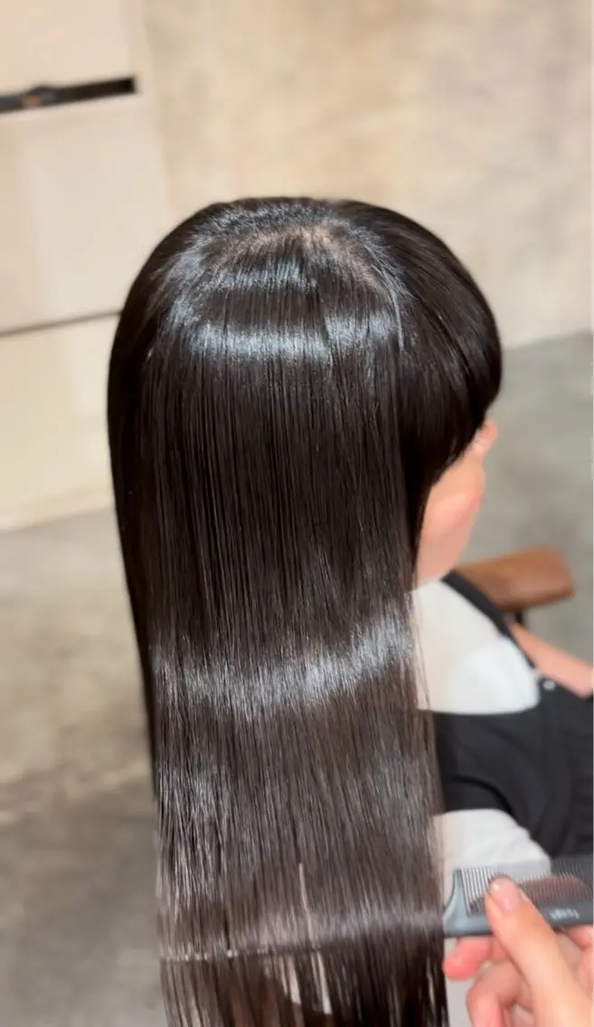 ロング 縮毛矯正 トリートメント ダメージレス縮毛矯 正・ブリーチMICOのヘアスタイル