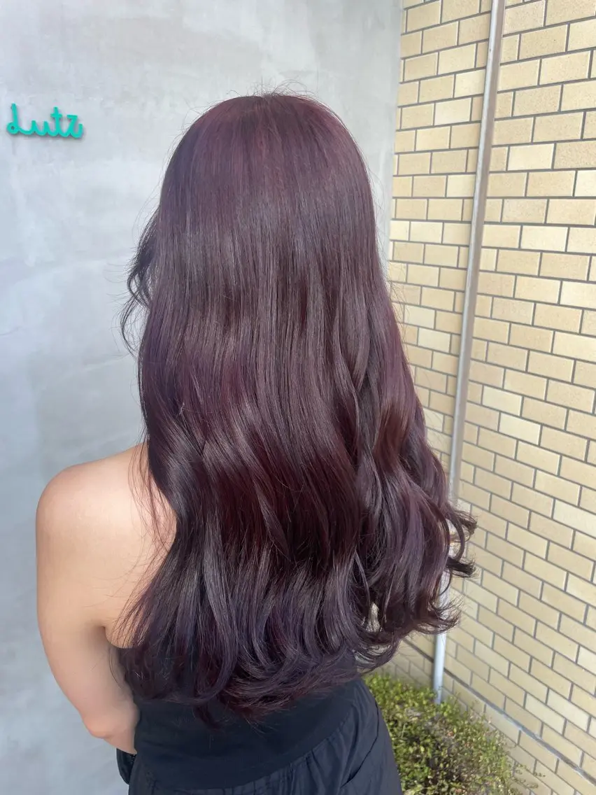 ロング カラー レッドカラー ヘアカラー lutz／ MIONのヘアスタイル