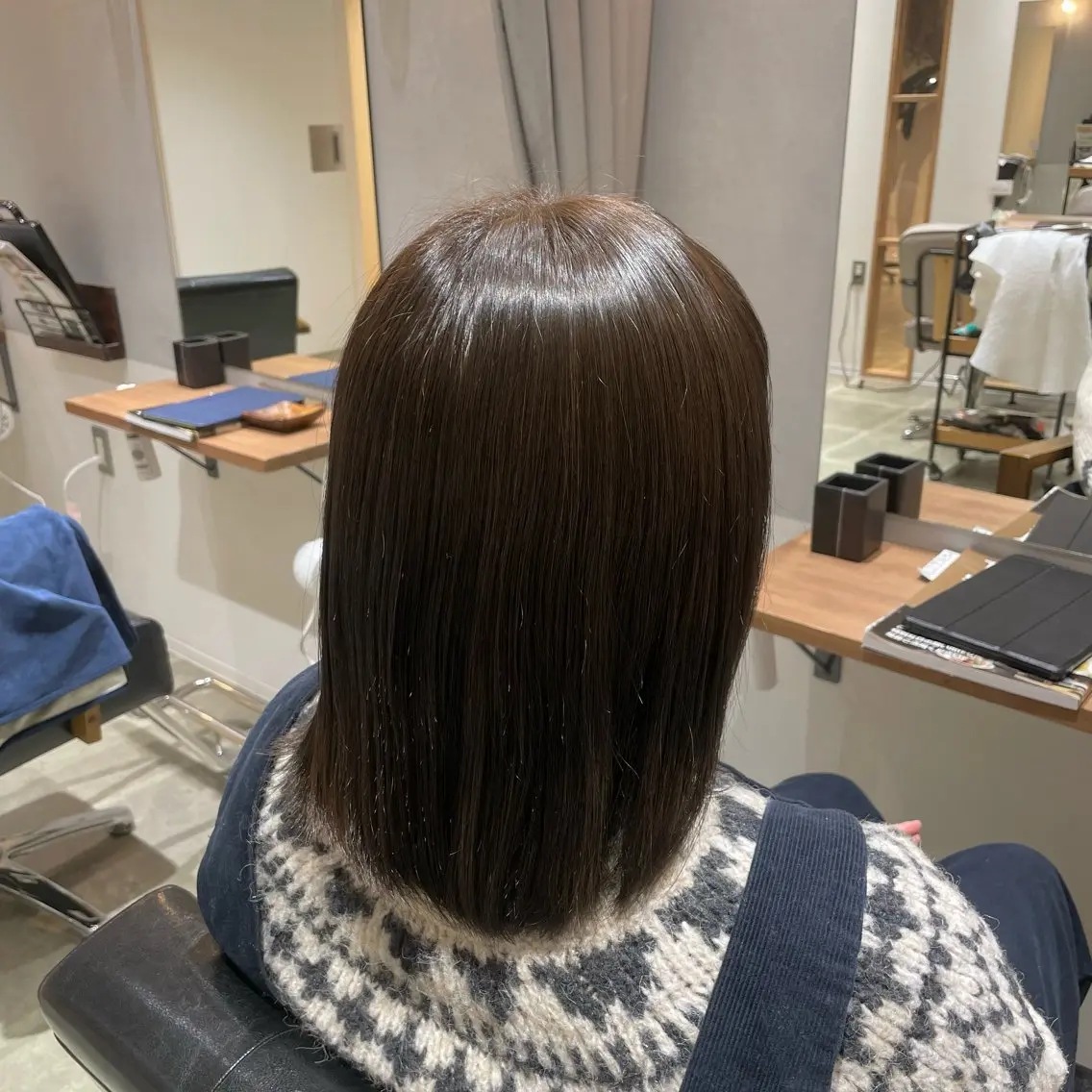 ショート カラー アッシュ 吉村 芽咲のヘアスタイル